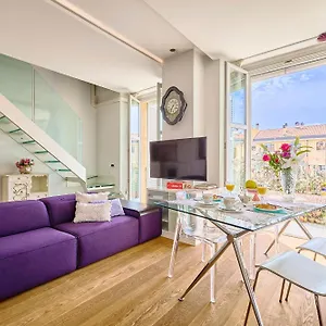Luxy Close Navigli Milano