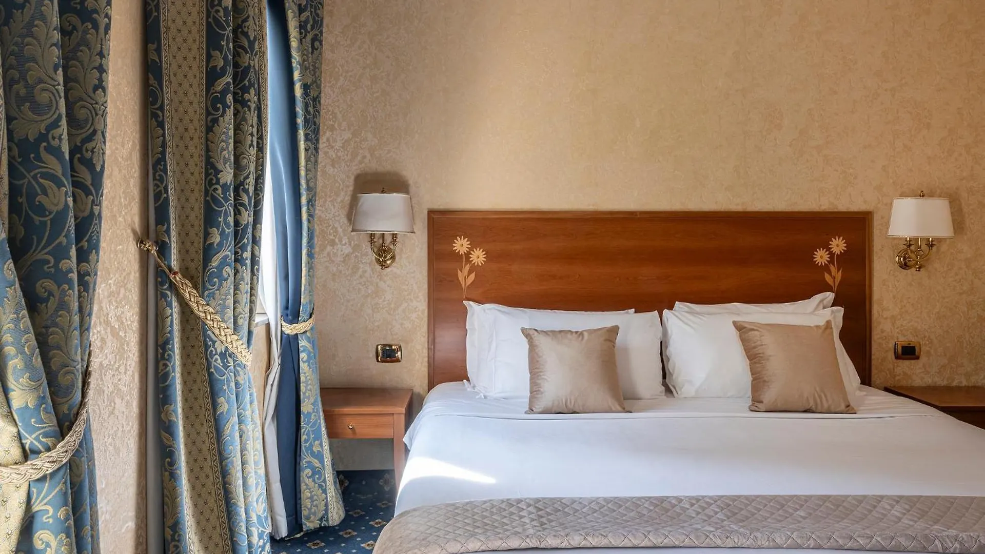 Boutique Hotel Dieci Milan 4*,  Italy