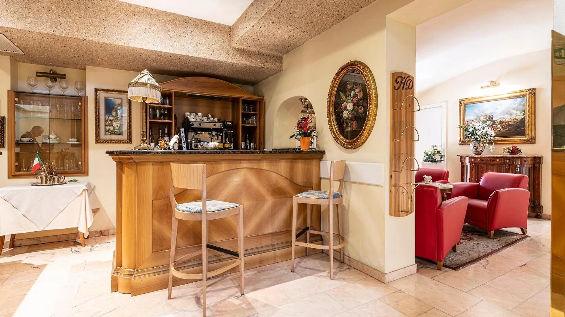 ****  Boutique Hotel Dieci Milan Italy