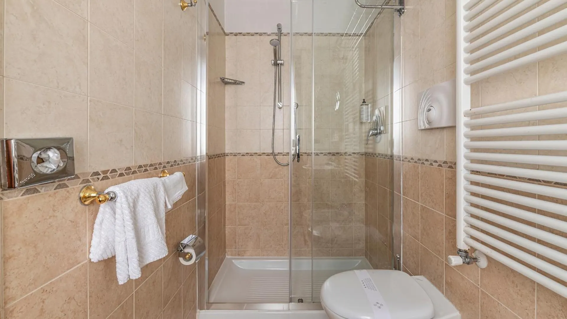 ****  Boutique Hotel Dieci Milan Italy